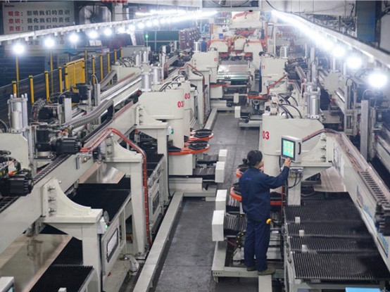 “重庆制造”插上“智能翅膀”，美心门飞向全球40多个国家和地区