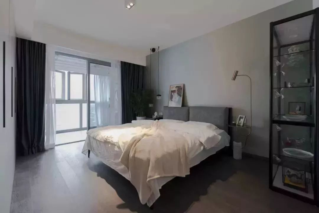 现代混搭,冷静凝聚惊艳 现代混搭,冷静凝聚惊艳